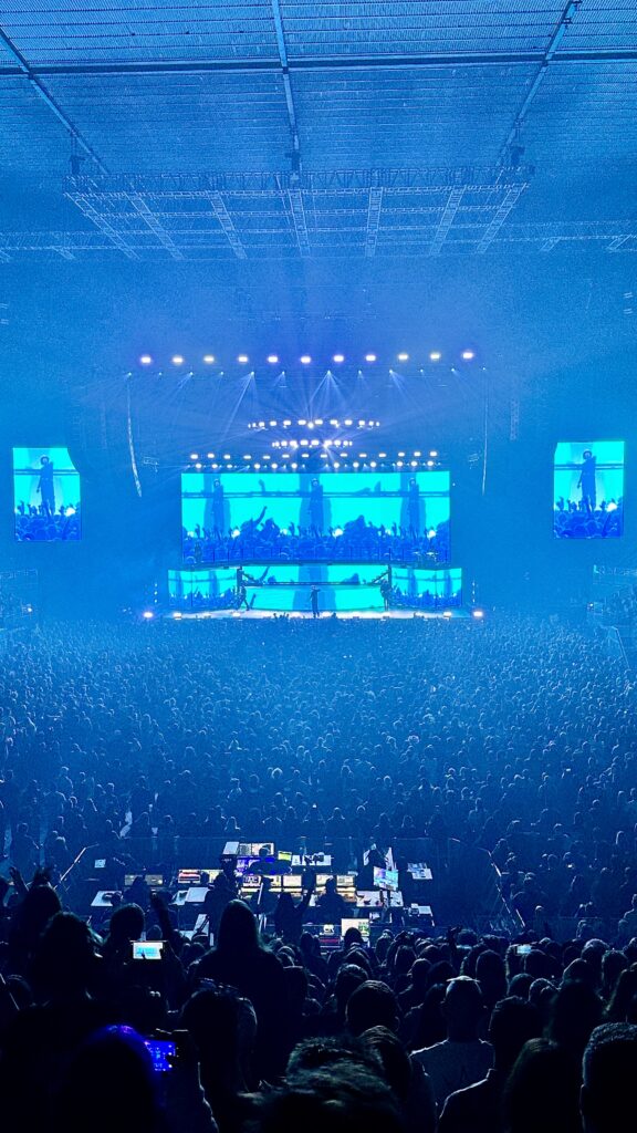 LED Screen SMPTE Cameras Touring Crew AV